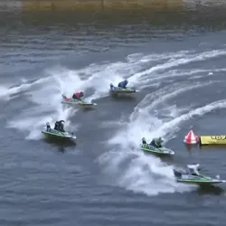 1周目2Mにて6号艇が2番手になる様子